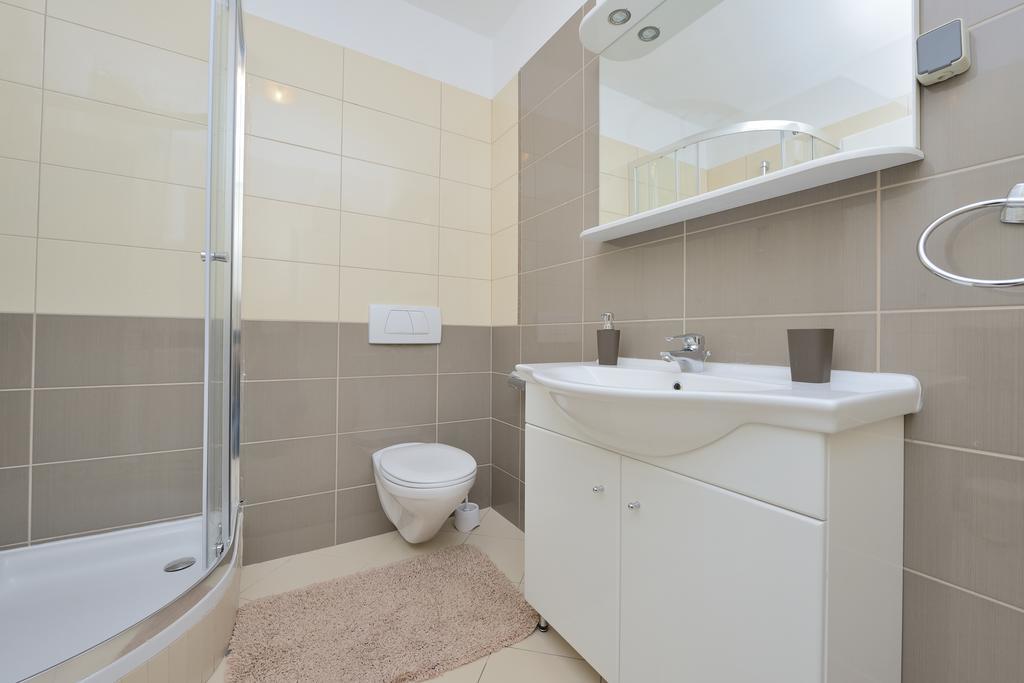 زادار Apartment Kalelarga الغرفة الصورة